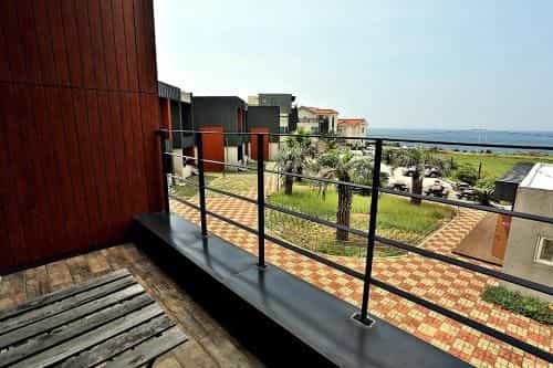 J Raum Resort J Raum Resort