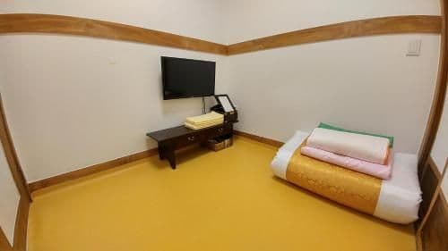 Single Room with Private Bathroom