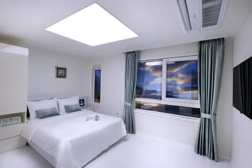 Family Suite(A Type, Duplex, The First Floor)