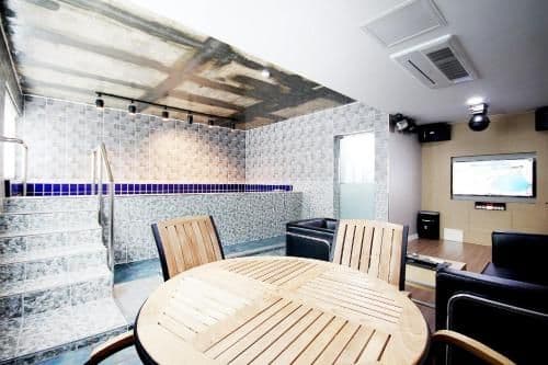 Suite with Private Pool