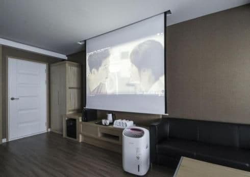 Deluxe Family Room