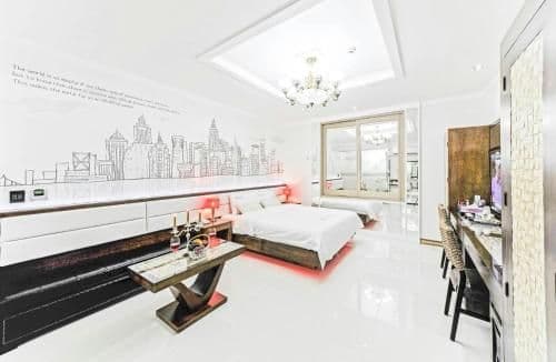Suite