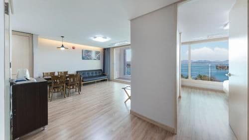 Luxury Suite with Sea View