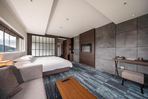 Premium King Room