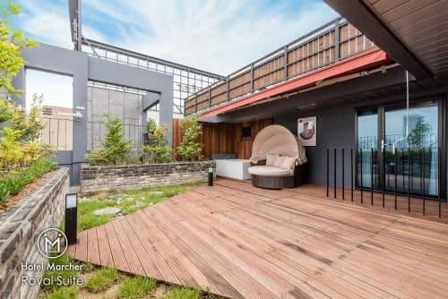 Royal Suite with Bath
