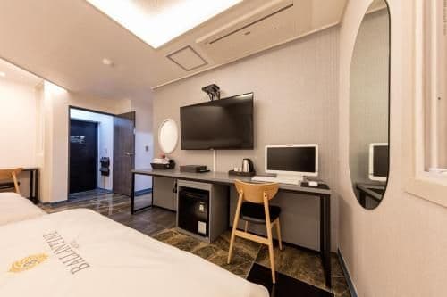 Family Twin Room