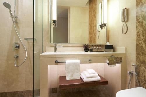Queen Room - Accessible/Non-Smoking