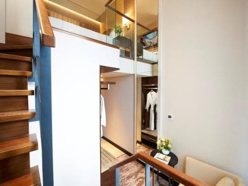 Queen Family Loft - Non-Smoking