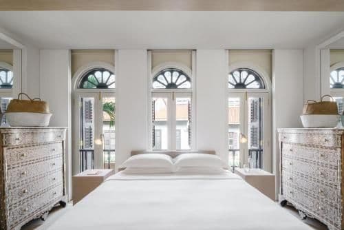 Pearl Suite with 1 King, City view