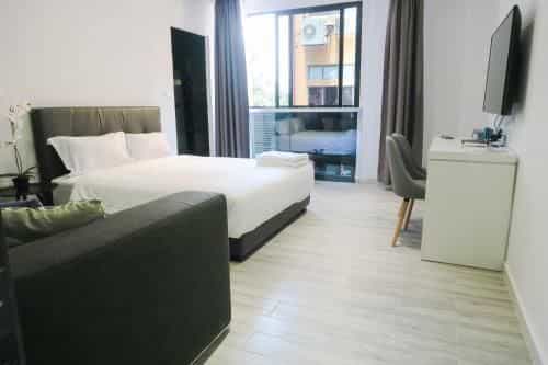 Comfy Studio 2 by Recharge Comfy Studio 2 by Recharge