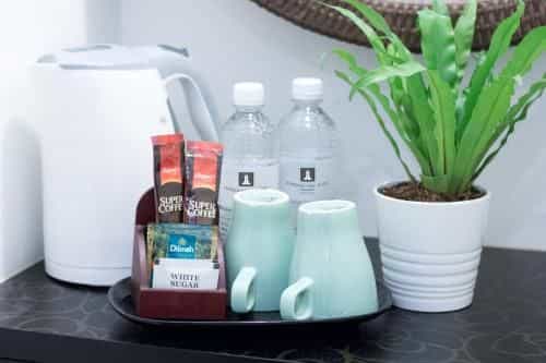 Harbour Ville Hotel - Hamilton (SG Clean, Staycation Approved) Harbour Ville Hotel - Hamilton (SG Clean, Staycation Approved)