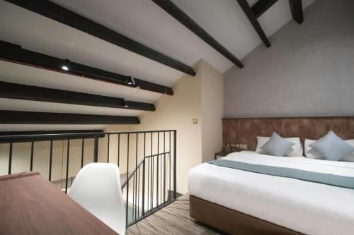 Loft (Newly Renovated)