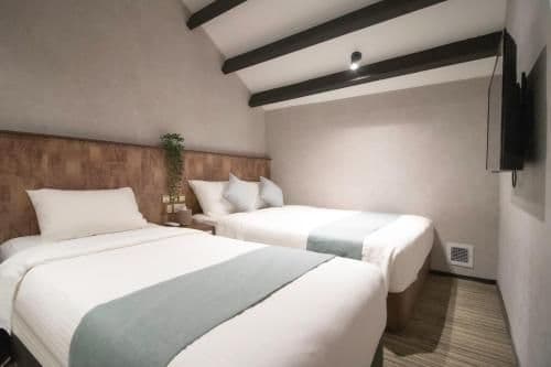Family Loft (Newly Renovated)