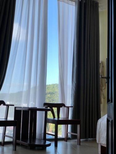 โรงแรมออสการ์ (Oscar Hotel)3
