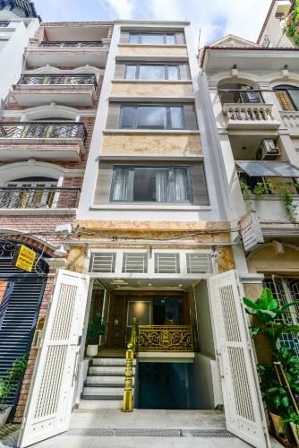 Woody House Saigon Center1