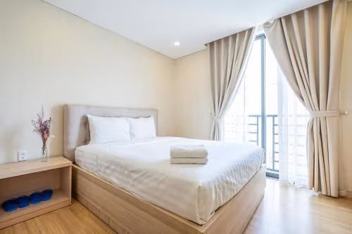 Deluxe Apartment with French Balcony