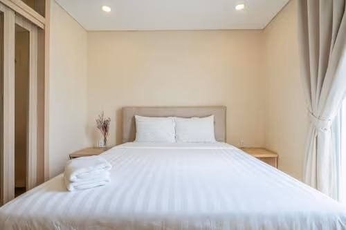 Deluxe Apartment with French Balcony