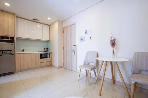 Deluxe Apartment with French Balcony