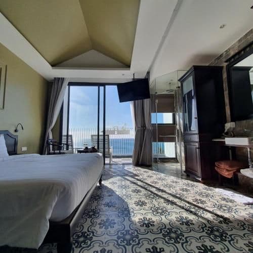 Deluxe Double or Twin Room with Ocean View
