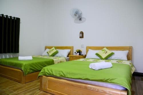 Quadruple Room with Private Bathroom