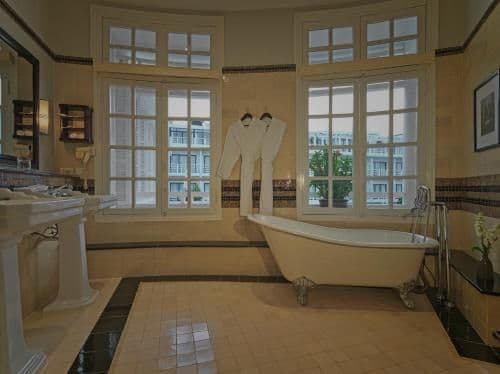 Colonial Suite