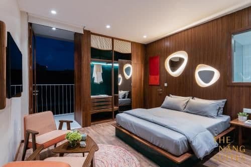 Apartment with Shower