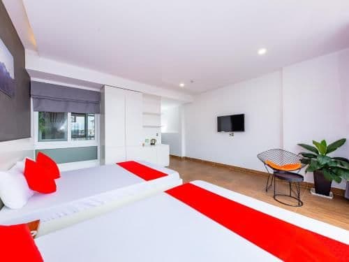 Deluxe Family Room