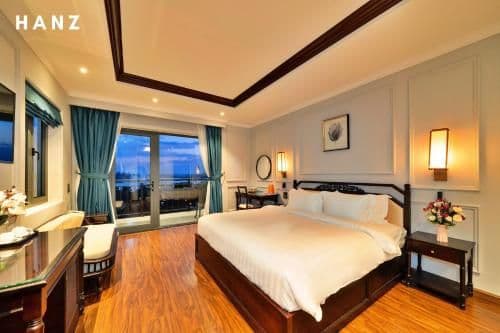 Executive River View Room with Balcony - 01 60-minute Foot Massage