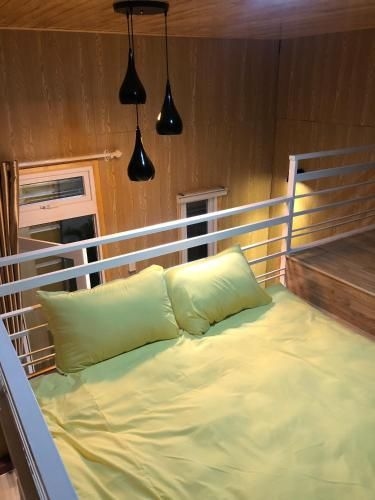Gold&Ruby House2