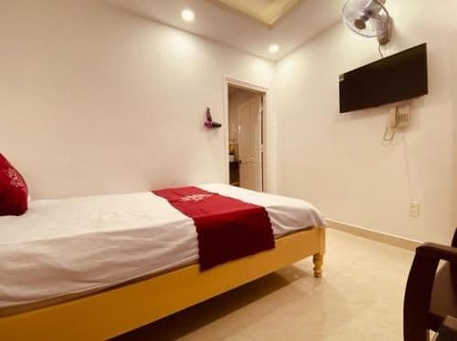 Standard King Room