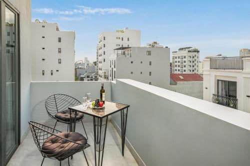 Apartment with Terrace and Sofa Bed