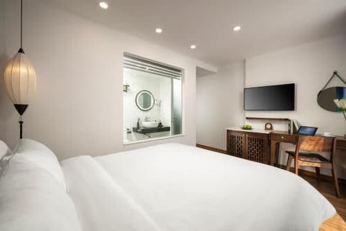 Deluxe Double or Twin Room with Balcony