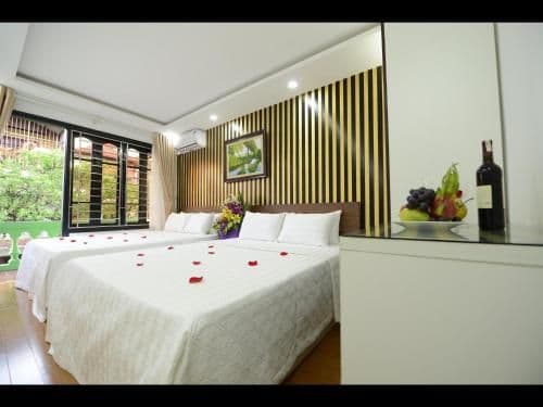 Deluxe Family Room
