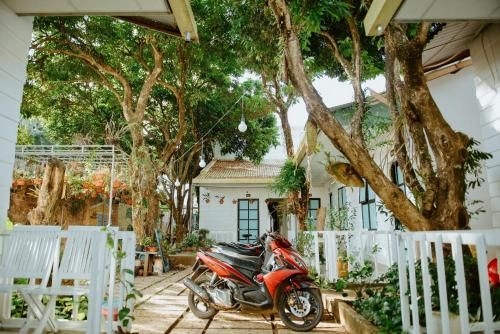 Hani House0