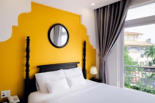 Queen Room with Balcony