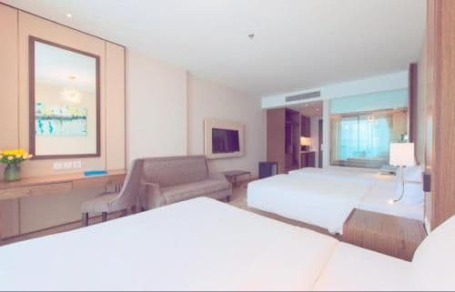 Deluxe Studio with Partial Seaview
