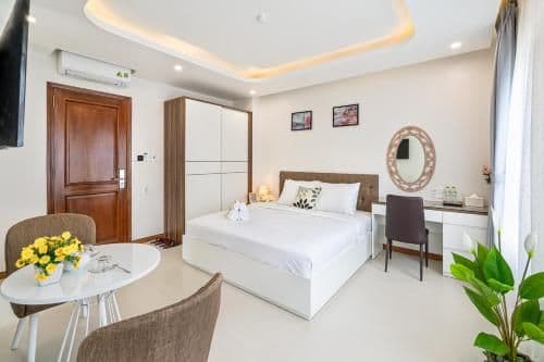 Deluxe King Room