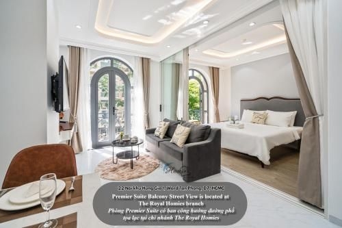 The Royal Hotel & Apartment - Phu My Hung3