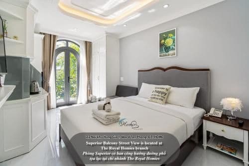 Queen Room with Balcony