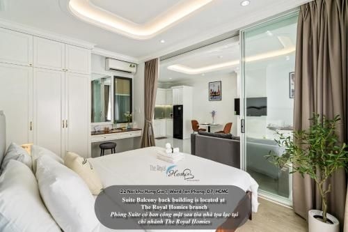 The Royal Hotel & Apartment - Phu My Hung1