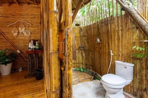 Deluxe Bungalow with Mountain View