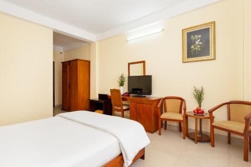 King Room with Spa Bath