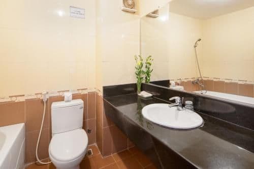 King Room with Spa Bath