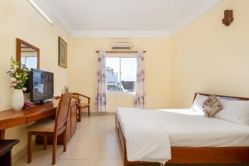 Thanh Lan - City River View Hotel3