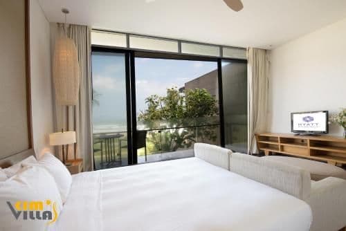 Villa - Beach Front