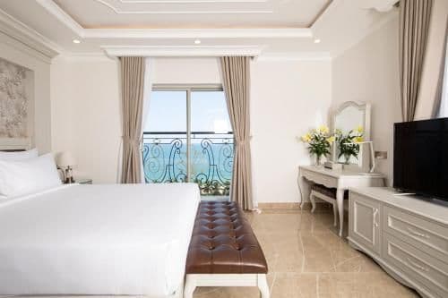 Deluxe Double Room with Sea View
