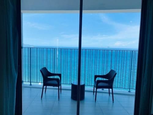 Family Room with Sea View