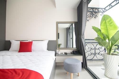Superior King Room