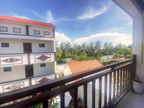 Deluxe Double or Twin Room with Pool View