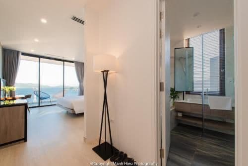 Six-Bedroom Villa Beach Front with Private Pool